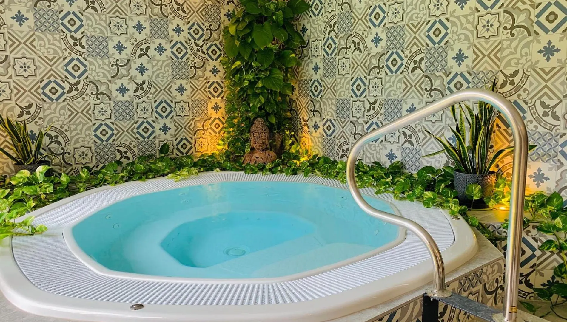 קז'אר Hotel La Segaliere Spa Bar