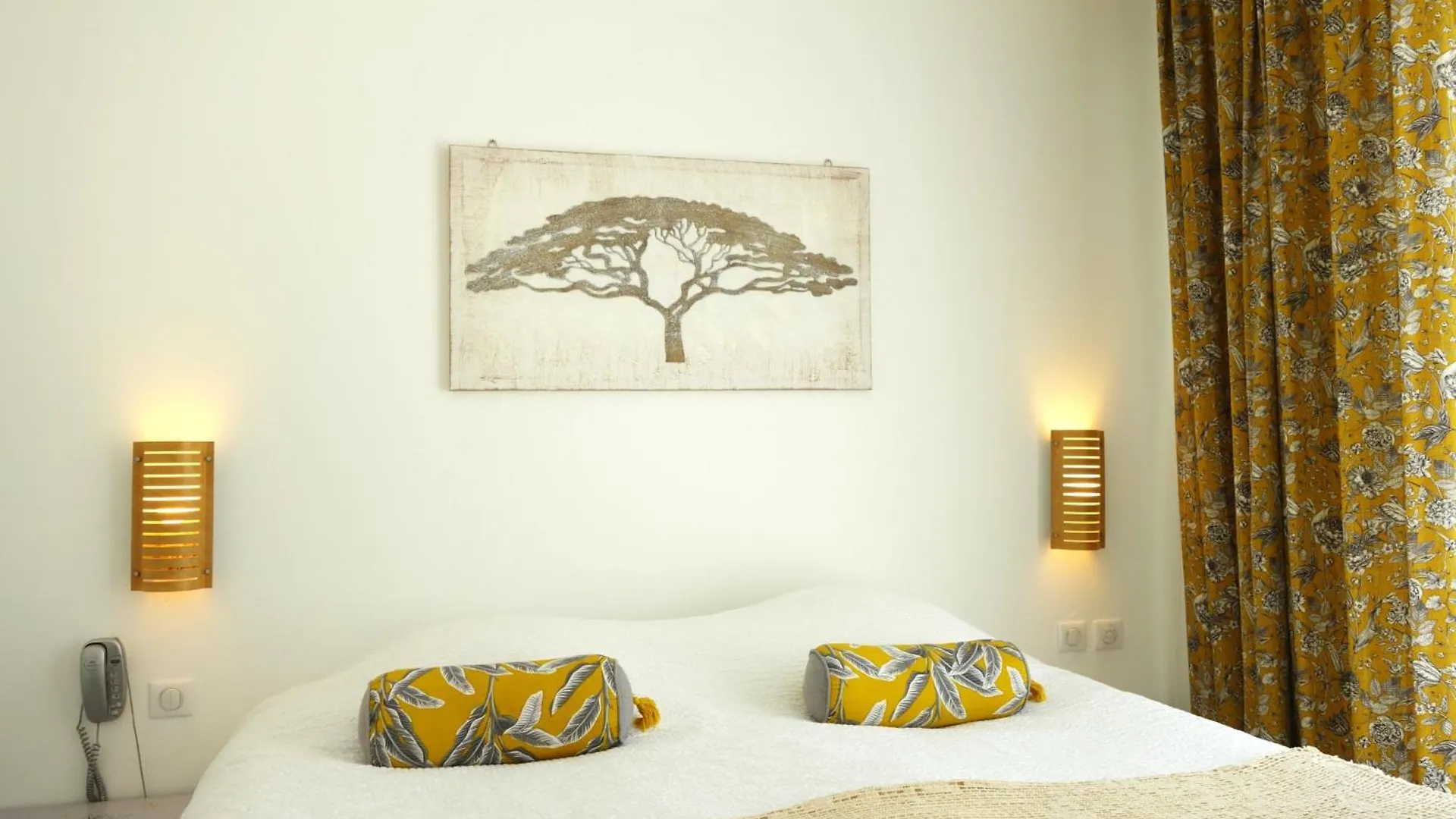 קז'אר Hotel La Segaliere Spa Bar 3*,